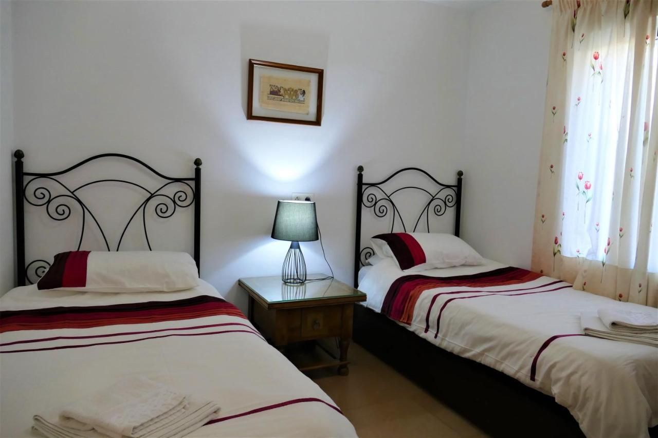 El Descanso - By Costadelsolholiday Family Villa By Marina Heated Private Pool! 贝纳尔马德纳 外观 照片