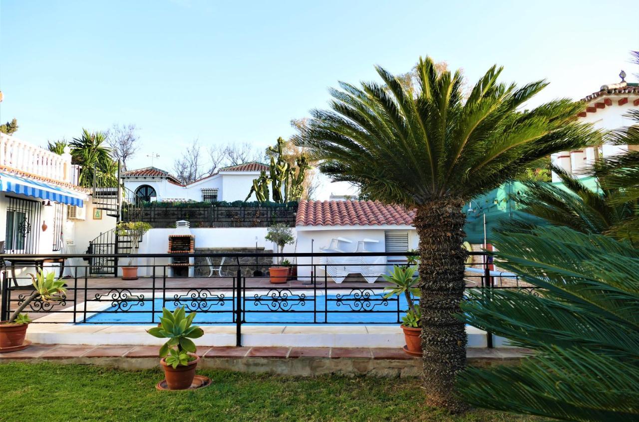El Descanso - By Costadelsolholiday Family Villa By Marina Heated Private Pool! 贝纳尔马德纳 外观 照片