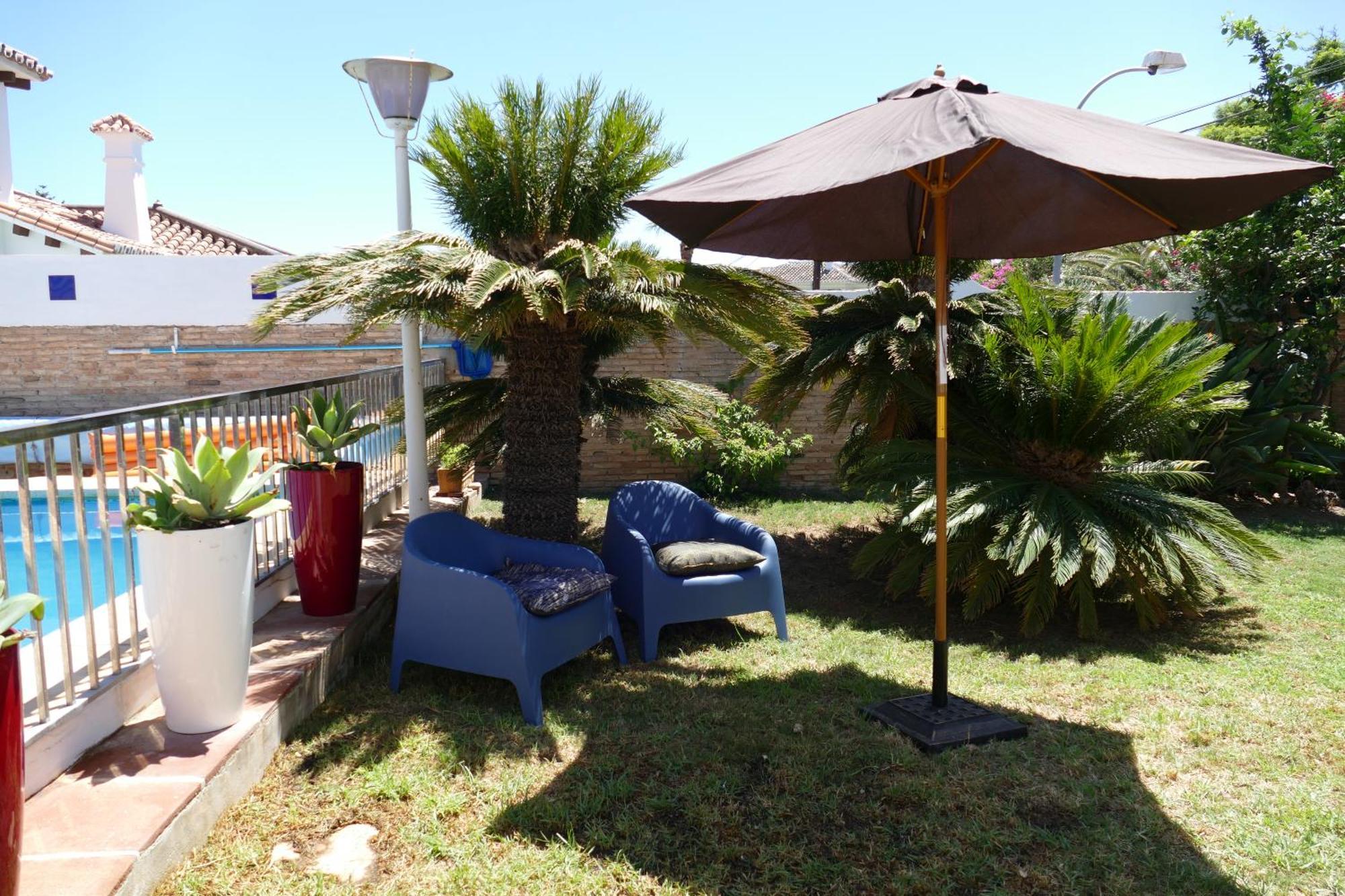 El Descanso - By Costadelsolholiday Family Villa By Marina Heated Private Pool! 贝纳尔马德纳 外观 照片